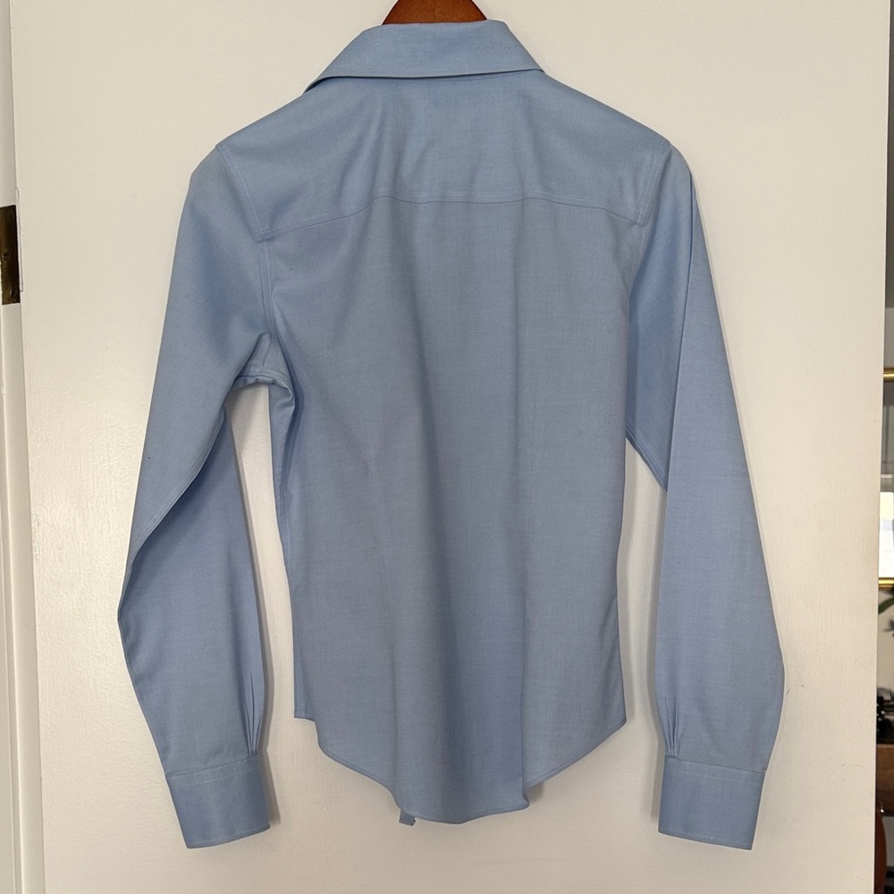 Brooks Brothers Light Blue Women's Button Down Shirt - NWOT, Size 2 - Picture 3 of 3